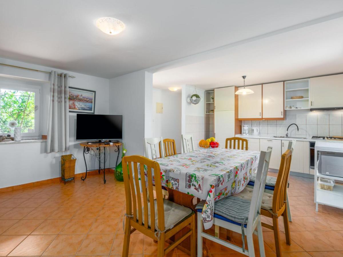 Holiday Home Villa Lucky By Interhome Brtonigla Kültér fotó