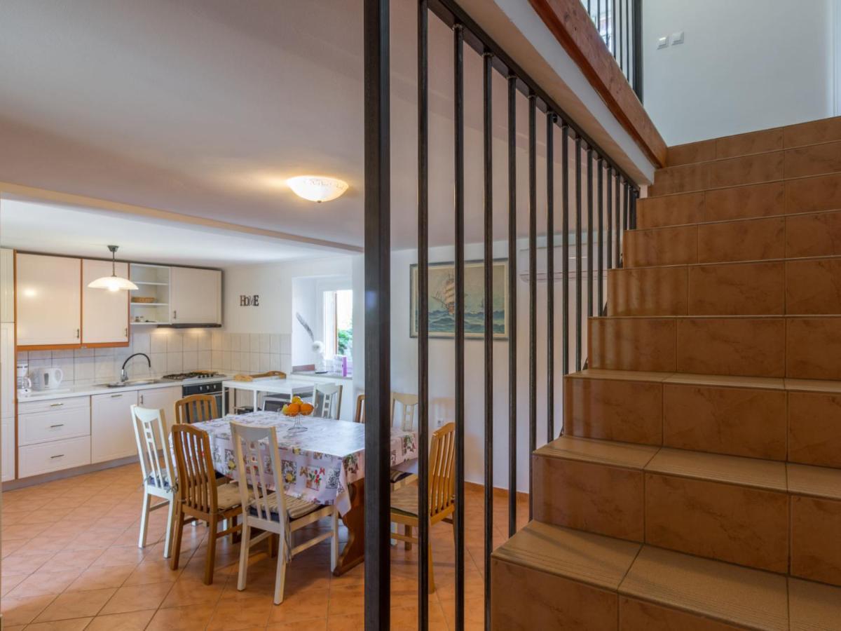 Holiday Home Villa Lucky By Interhome Brtonigla Kültér fotó
